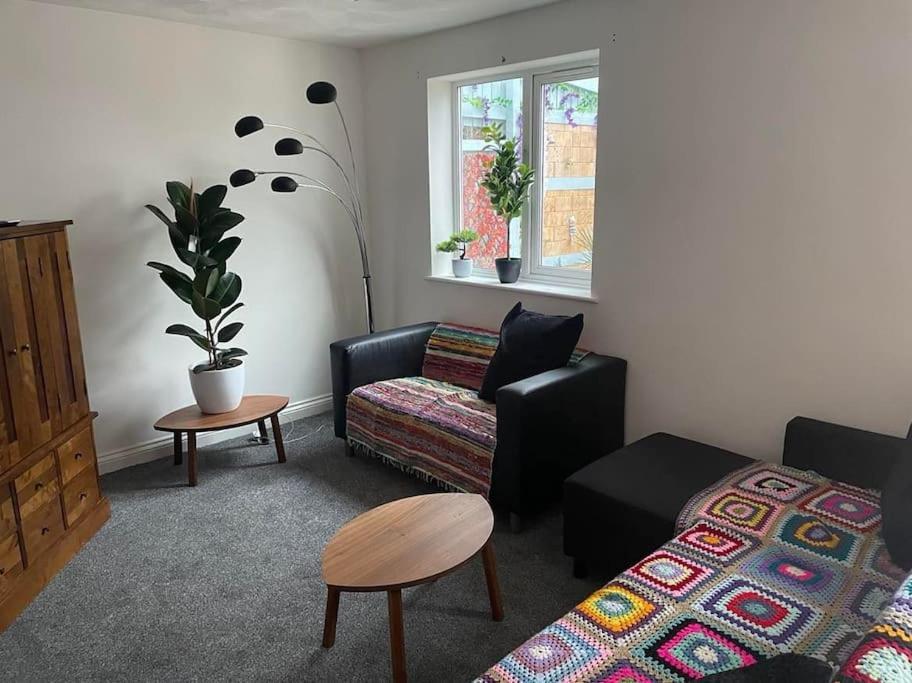 Cosy Bungalow In A Handy Location Market Harborough Luaran gambar