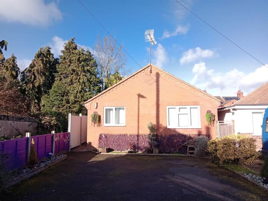 Cosy Bungalow In A Handy Location Market Harborough Luaran gambar