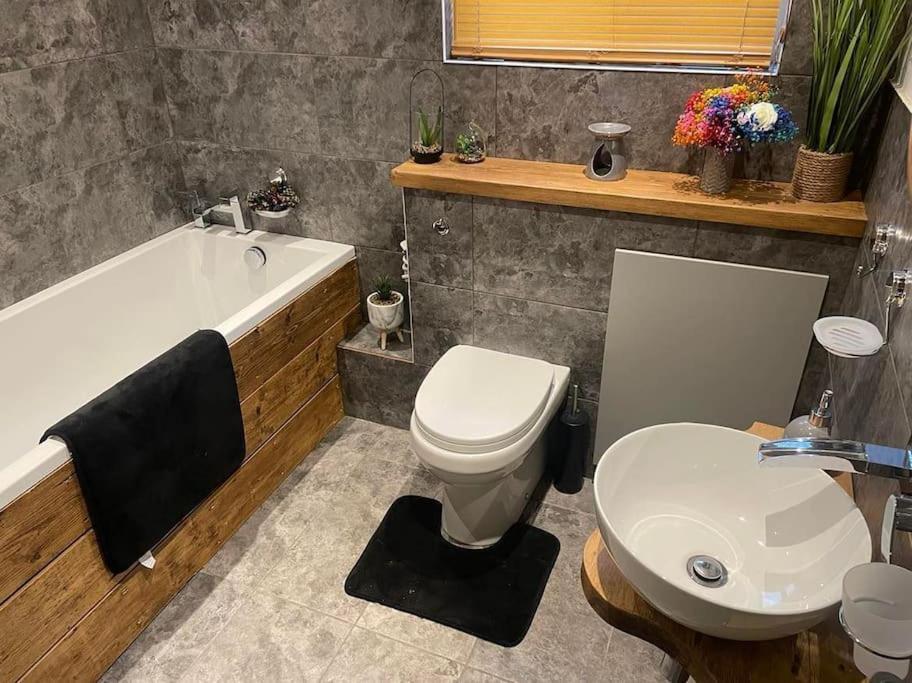 Cosy Bungalow In A Handy Location Market Harborough Luaran gambar