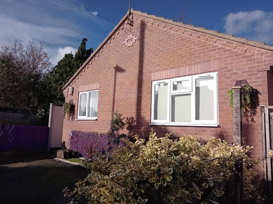 Cosy Bungalow In A Handy Location Market Harborough Luaran gambar